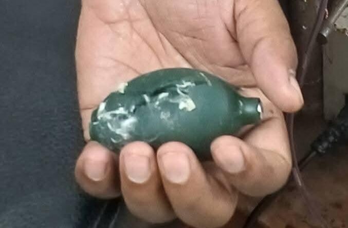 ঠাকুরগাঁও জেনারেল হাসপাতাল: রক্তদাতার হাতে ‘ছেঁড়া বাল্ব’ ও অব্যবস্থাপনার নগ্ন রূপ