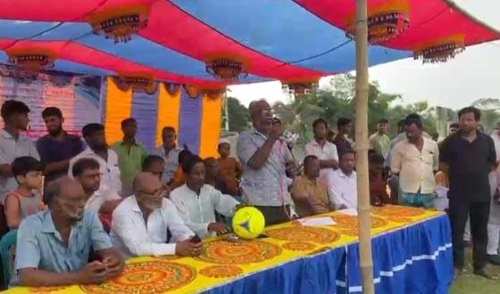 মোরেলগঞ্জে আরাফাত রহমান কোকো ক্রীড়া সংসদ এর ৮ দলীয় ফুটবল টুর্নামেন্টের উদ্ধোধন