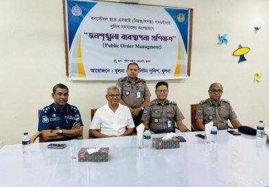 পুলিশের মহাপরিদর্শকের (আইজিপি) সঙ্গে কুয়েট ভিসির সৌজন্য সাক্ষাৎ।