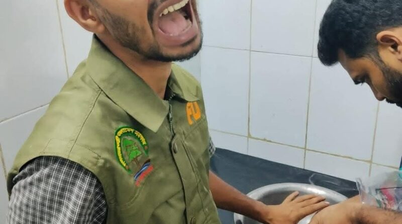 সুন্দরবনে বনরক্ষীদের ওপর নৃশংস হামলা হরিণ শিকারিকে ছিনিয়ে নিল দুর্বৃত্তরা, আহত দুই বনরক্ষী