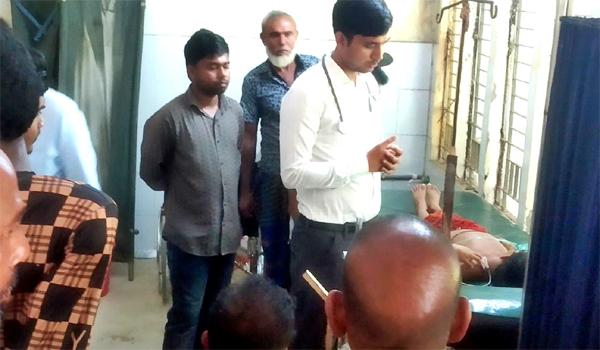 মামা বাড়িতে বেড়াতে এসে পুকুরে ডুবে শিশুর মৃত্যু ফকিরহাটে দ্বিতীয় শ্রেণির ছাত্রী মারিয়ার করুণ পরিণতি