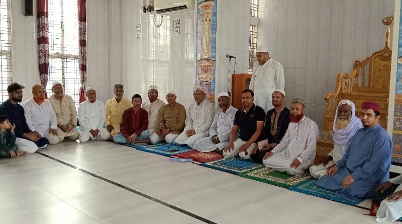সুজানগর থানা জামে মসজিদের কমিটির সভা অনুষ্ঠিত