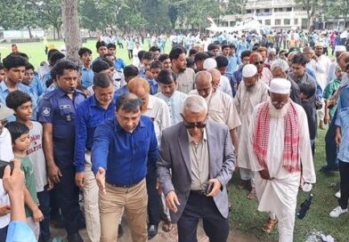 হেলিকপ্টারযোগে শৈশবের বিদ্যাপীঠে ফেরা: ৬০ বছর পর আবেগে আপ্লুত মেজর জেনারেল মাহবুব হায়দার খান