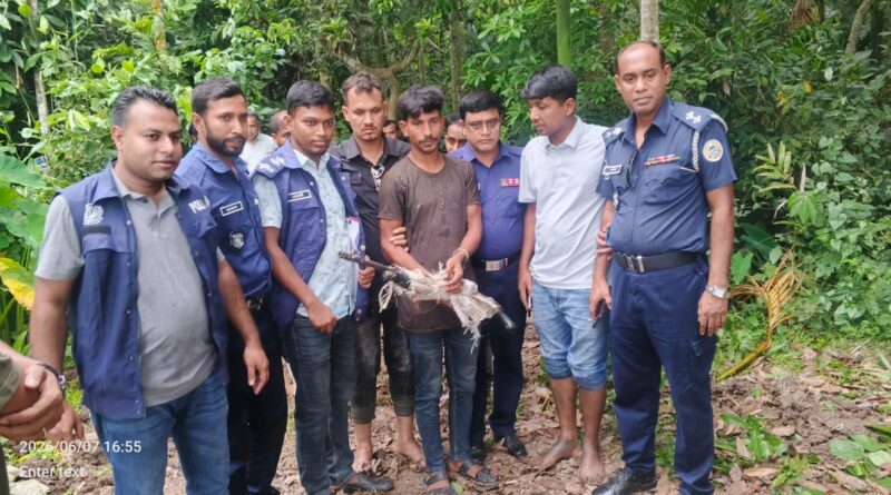 পিরোজপুরে পুলিশের যৌথ অভিযানে শটগান উদ্ধার, যুবক গ্রেফতার পিরোজপুরে পুলিশের যৌথ অভিযানে শটগান উদ্ধার, যুবক গ্রেফতার