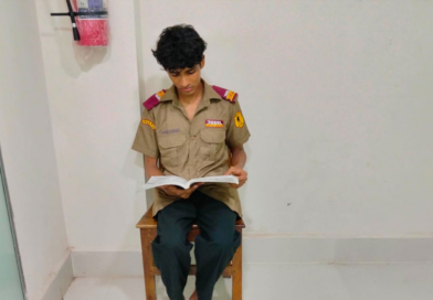 বাবাকে দাফনের কয়েক ঘণ্টা পরই কর্মস্থলে, পরদিন এইচএসসি পরীক্ষা বাগেরহাটের ইকনের সংগ্রামের গল্প ছুঁয়েছে মানুষকে