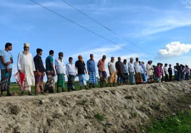 মেঘনা নদীর পশ্চিম পাড়ের নাওভাঙ্গা গ্রামে সরকারি রাস্তা নির্মাণে বাধা ভোগান্তিতে চরাঞ্চলবাসী