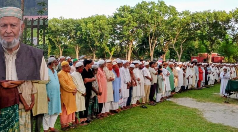 পার্বতীপুরে রাষ্ট্রীয় মর্যাদায় বীর মুক্তিযোদ্ধা এম এ ওহাব সরকারের দাফন সম্পন্ন