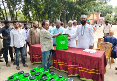 এমপি আলী আজমের উদ্যোগে ১৭ ইউনিয়নের কৃষকদের মাঝে ৯০টি স্প্রে মেশিন বিতরণ