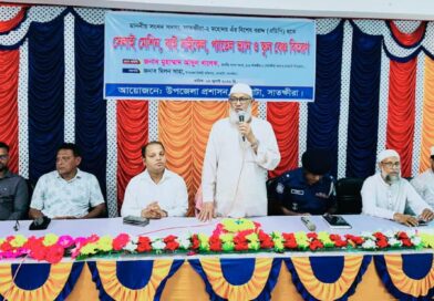 দেবহাটায় সেলাই মেশিন, বাইসাইকেল, ভ্যান ও স্কুল বেঞ্চ বিতরণ করলেন এমপি আব্দুল খালেক