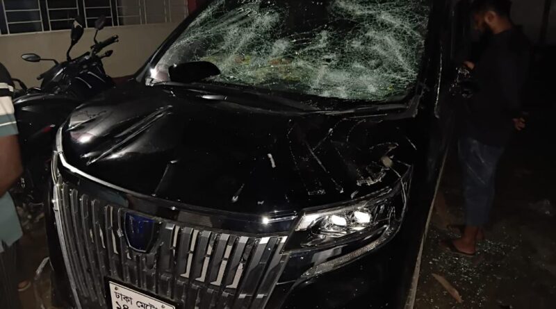 জামালপুরে এমপি ও উপজেলা বিএনপির সাধারণ সম্পাদকের  গাড়ি ভাংচুর,