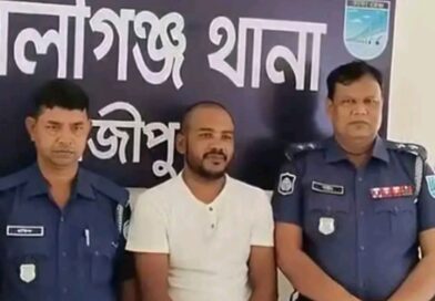 গাজীপুরের কালীগঞ্জে স্ত্রীকে ‘কালোজাদু’ করার সন্দেহে শ্বশুরকে ধারালো কুড়াল দিয়ে কুপিয়ে হত্যা করেছেন মোজাম্মেল হক ওরফে মুজা