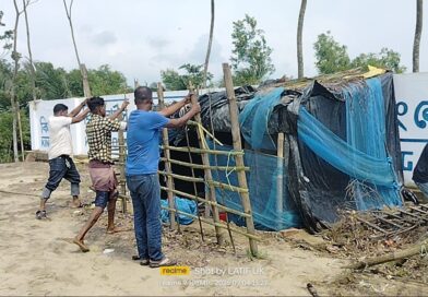 উখিয়ার মেরিন ড্রাইভে অস্ত্রের মুখে জিম্মি করে সরকারি খাস জমি দখলের অভিযোগ,প্রশাসনের উচ্ছেদ অভিযান
