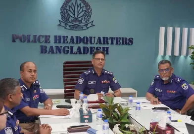 বটিয়াঘাটায় চালককে অচেতন করে ইজিভ্যান চুরি যাত্রীবেশে ভাড়া নিয়ে পথে অচেতন করে ফেলে রেখে পালানোর অভিযোগ