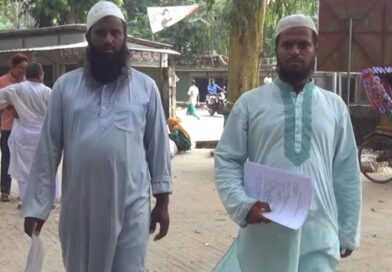 স্থানান্তরের আবেদন না করেও জাল কাগজে বদলে গেল সম্ভাব্য মেম্বার প্রার্থীর ভোটার এলাকা! স্থানান্তরের আবেদন না করেও জাল কাগজে বদলে গেল সম্ভাব্য মেম্বার প্রার্থীর ভোটার এলাকা!