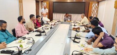 পিরোজপুর সদরের নবাগত ইউএনওর সঙ্গে সাংবাদিকদের পরিচয় ও মতবিনিময়