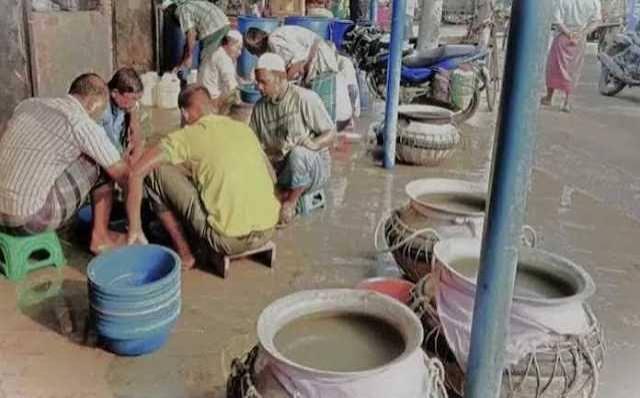 চিংড়ির রেণু সংকটে বিপাকে দক্ষিণ-পশ্চিমের চাষিরা বাগেরহাট-সাতক্ষীরায় চাহিদার তুলনায় সরবরাহ অপ্রতুল, দ্বিগুণ দামে পোনা; উৎপাদন ও রপ্তানি নিয়ে শঙ্কা