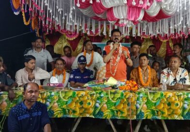 দুর্গাপূজা মণ্ডপ পরিদর্শনে এমপি আমীর এজাজ খান, উন্নয়ন, সম্প্রীতি ও দুর্নীতির বিরুদ্ধে কঠোর অবস্থানের প্রতিশ্রুতি